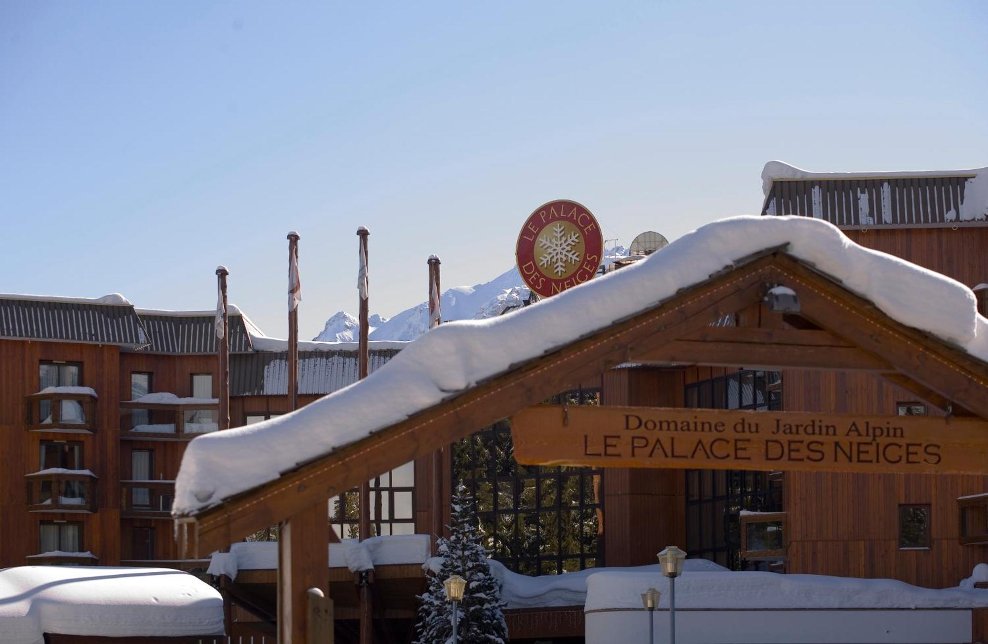 Hotel Le Palace Des Neiges Courchevel Exterior photo